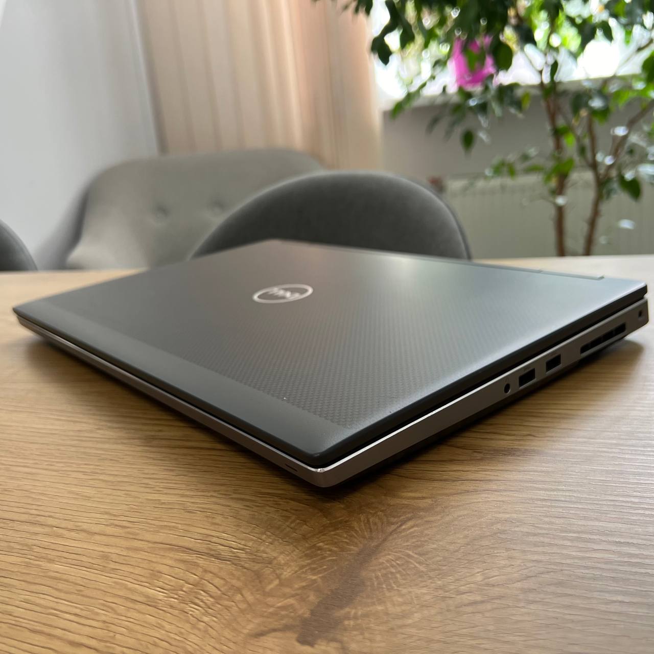 Dell Precision 7540 Intel Core i5-9400H/16GB/500GB SSD/Win11