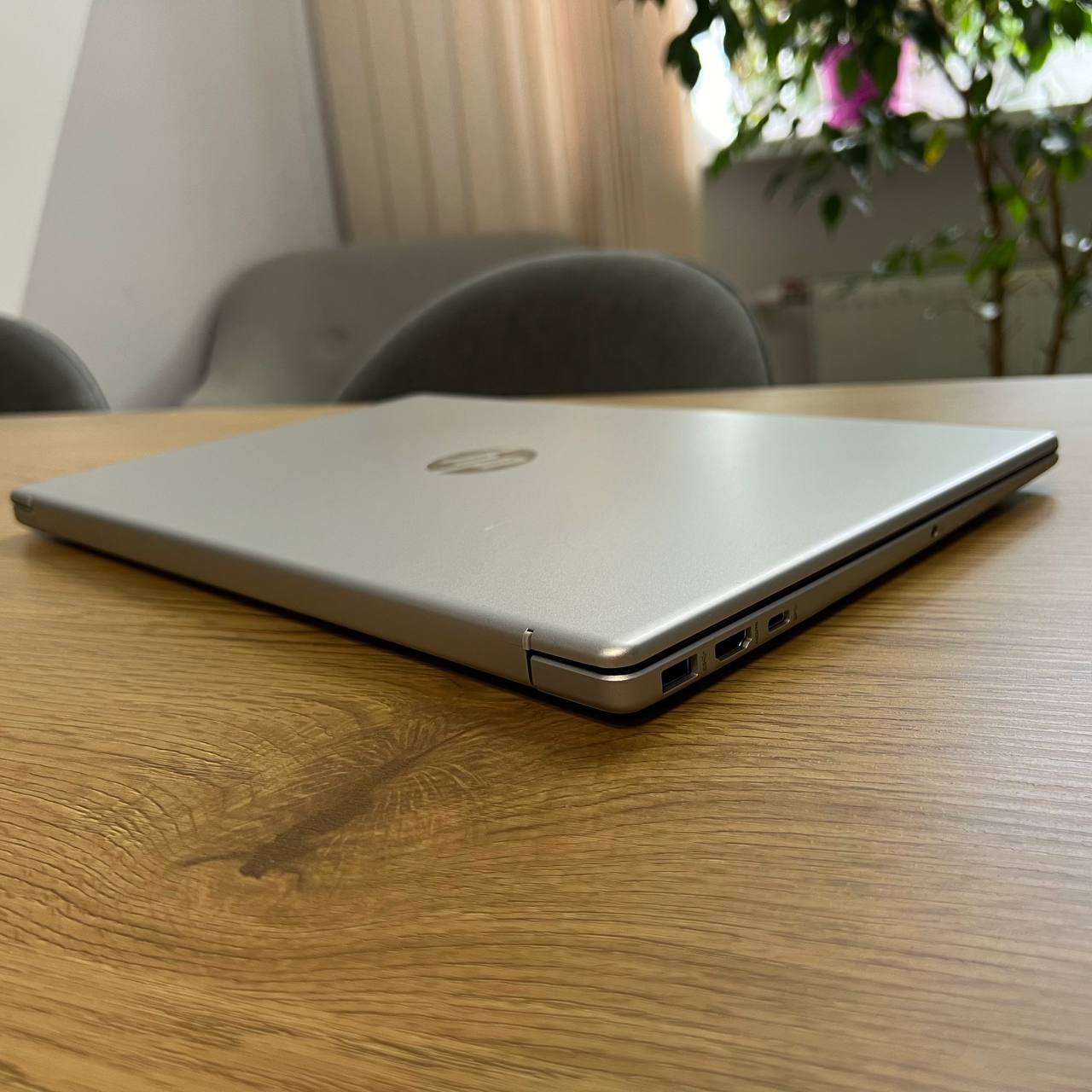 HP 15 Ryzen 5 7520U/8Gb/512Gb SSD/Win11