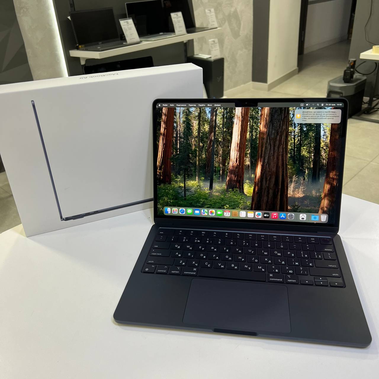 Apple MacBook Air A2681 (2022) Apple M2/16Gb/256Gb SSD/Sequoia
