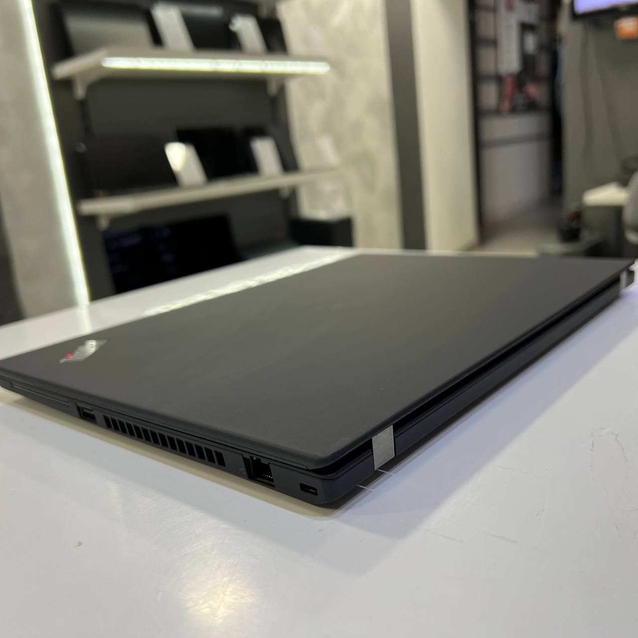 Lenovo ThinkPad T490 Intel Core i7-10510U/16Gb/512Gb SSD/Win11