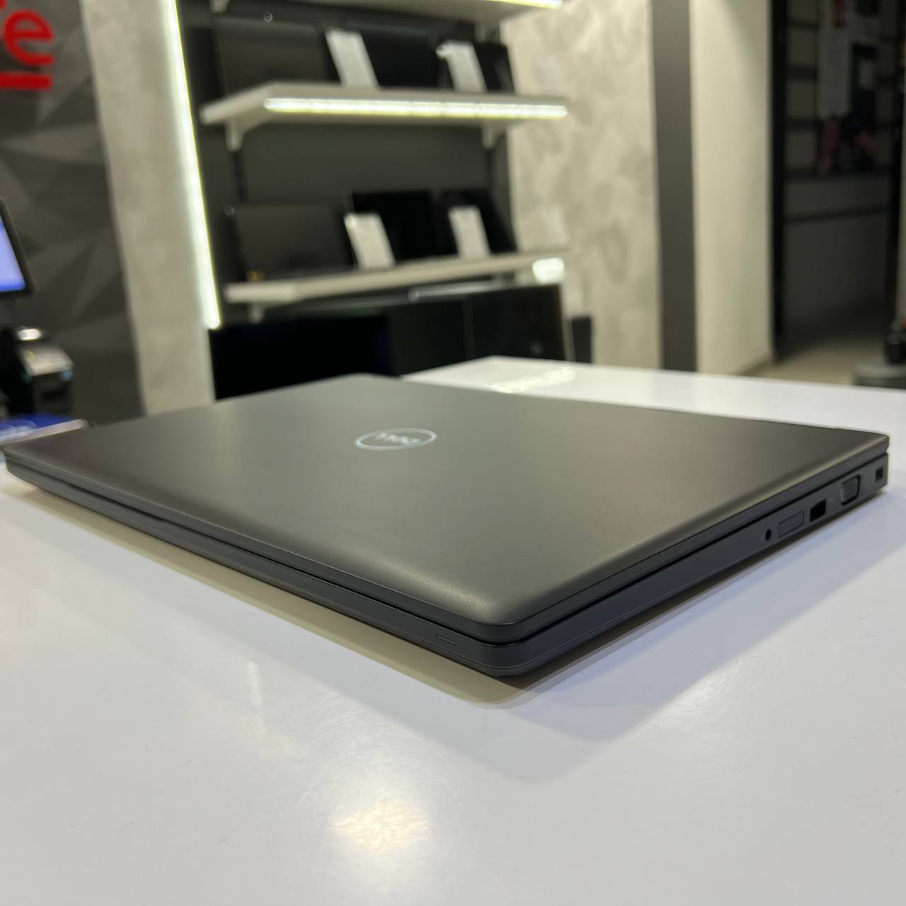 Dell Latitude 5580 Intel Core i5-7440HQ/16Gb/256Gb SSD/Win10