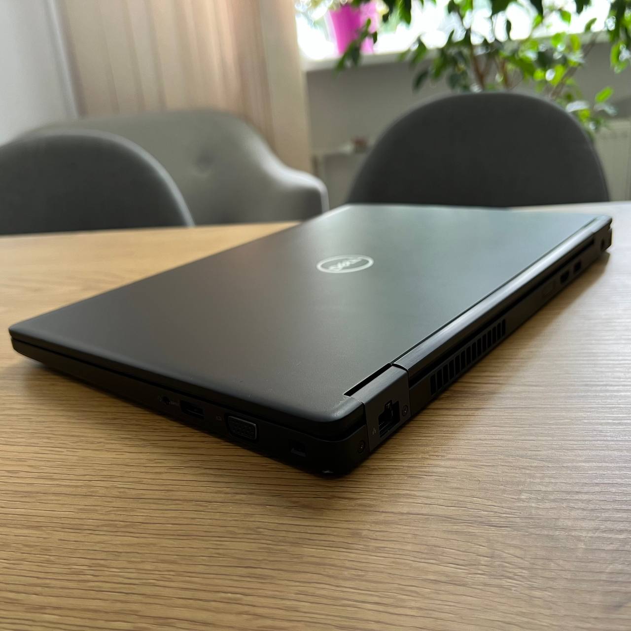 Dell Latitude 5491 Intel Core i5-8400H/MX130 2Gb/16Gb/256Gb SSD/Win11
