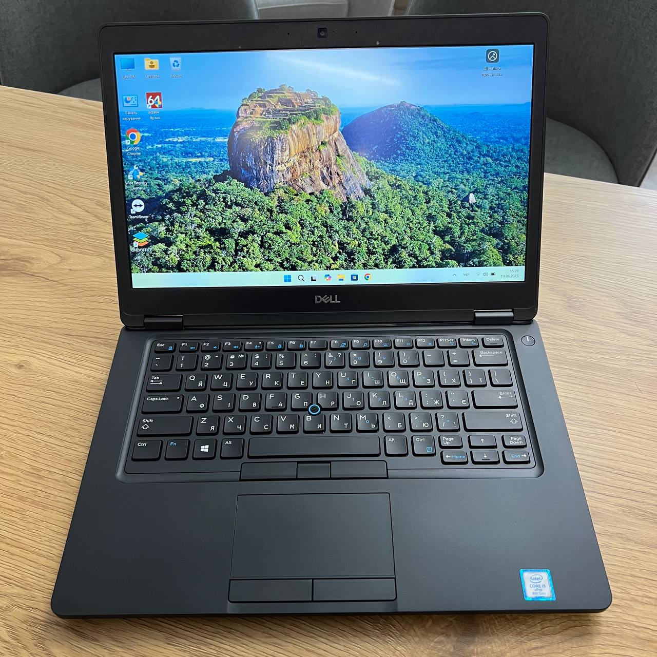 Dell Latitude 5491 Intel Core i5-8400H/MX130 2Gb/16Gb/256Gb SSD/Win11