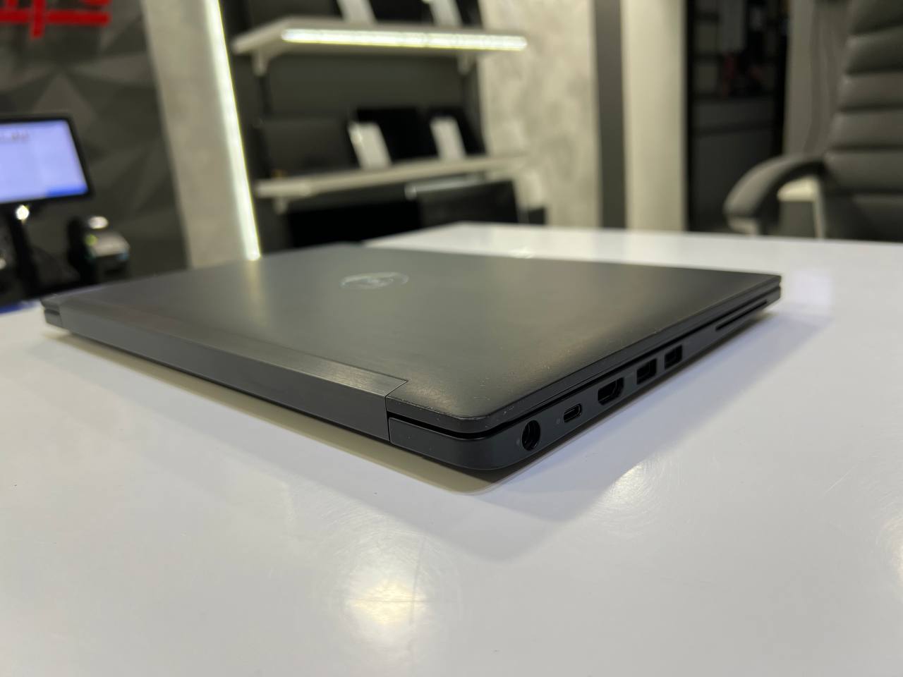 Dell Latitude 7490 Intel Core i5-8250U/16Gb/128Gb SSD/Win11
