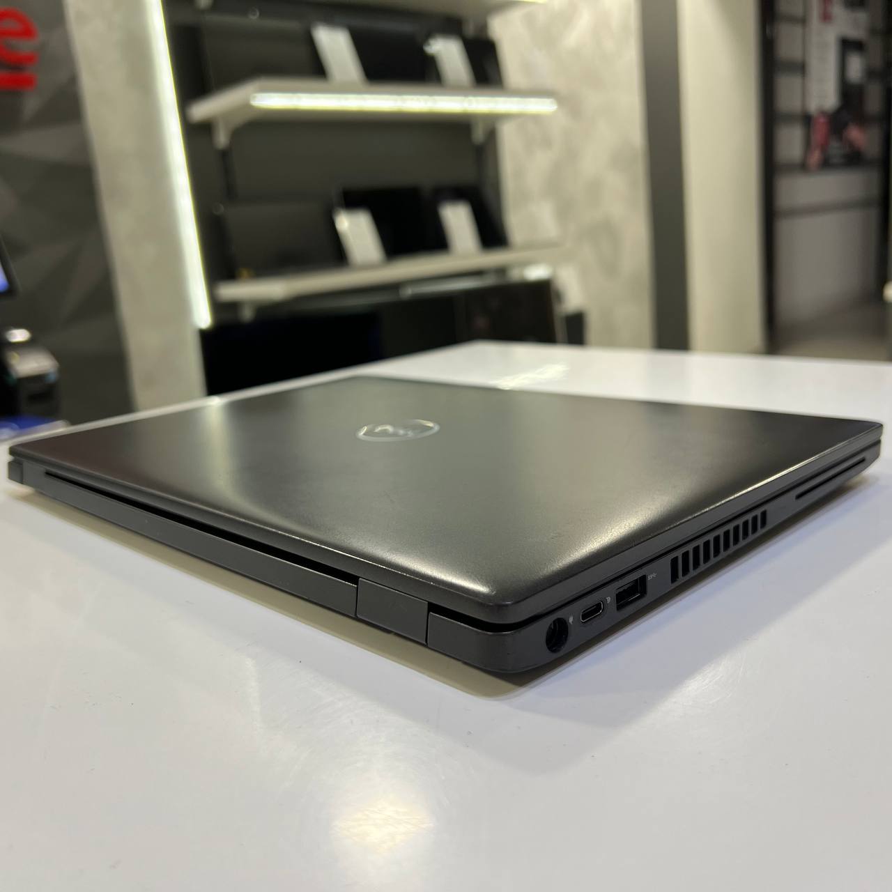 Dell Latitude 5400 Intel Core i5-8365U/16Gb/256Gb SSD/Win11