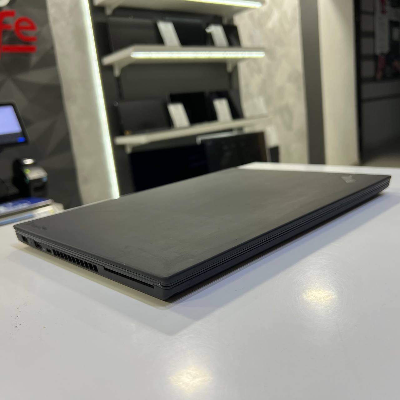 Lenovo ThinkPad T470 Intel Core i7-7600U/16Gb/512Gb SSD/Win10