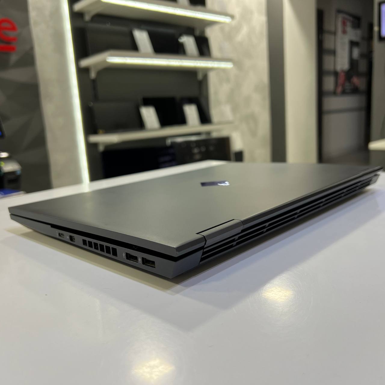 HP Omen 15 AMD Ryzen 7 4800H/GTX1660TI 6Gb/16Gb/256Gb+256Gb SSD/Win10