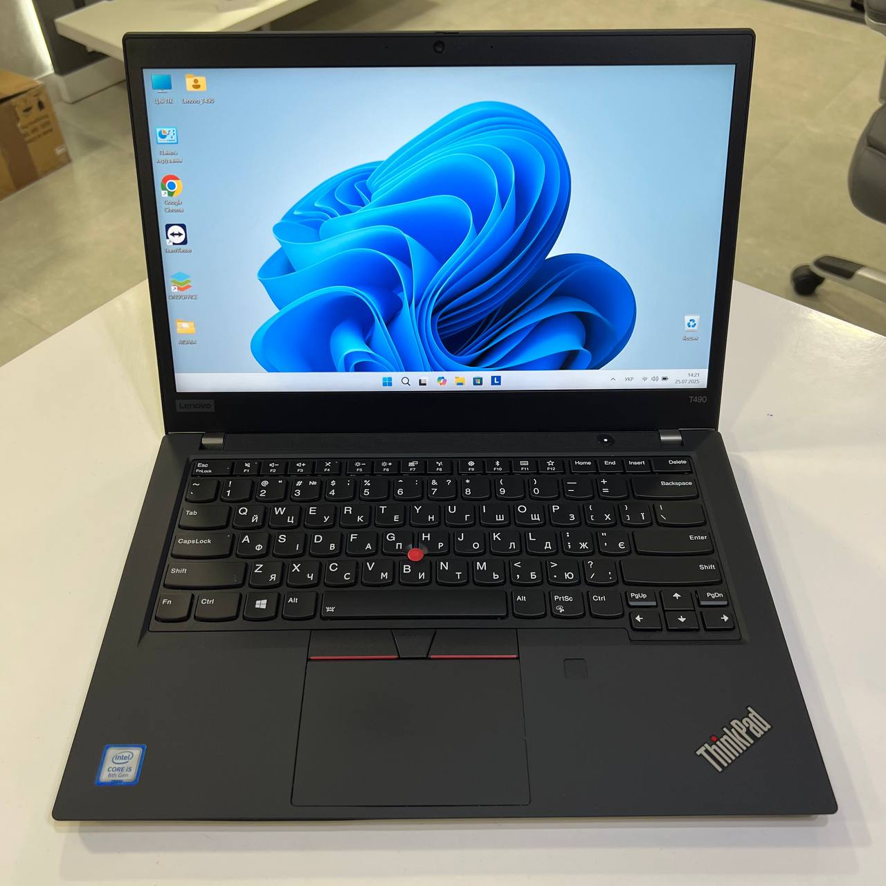 Lenovo ThinkPad T490 Intel Core i5-8265U/16Gb/256Gb SSD/Win11