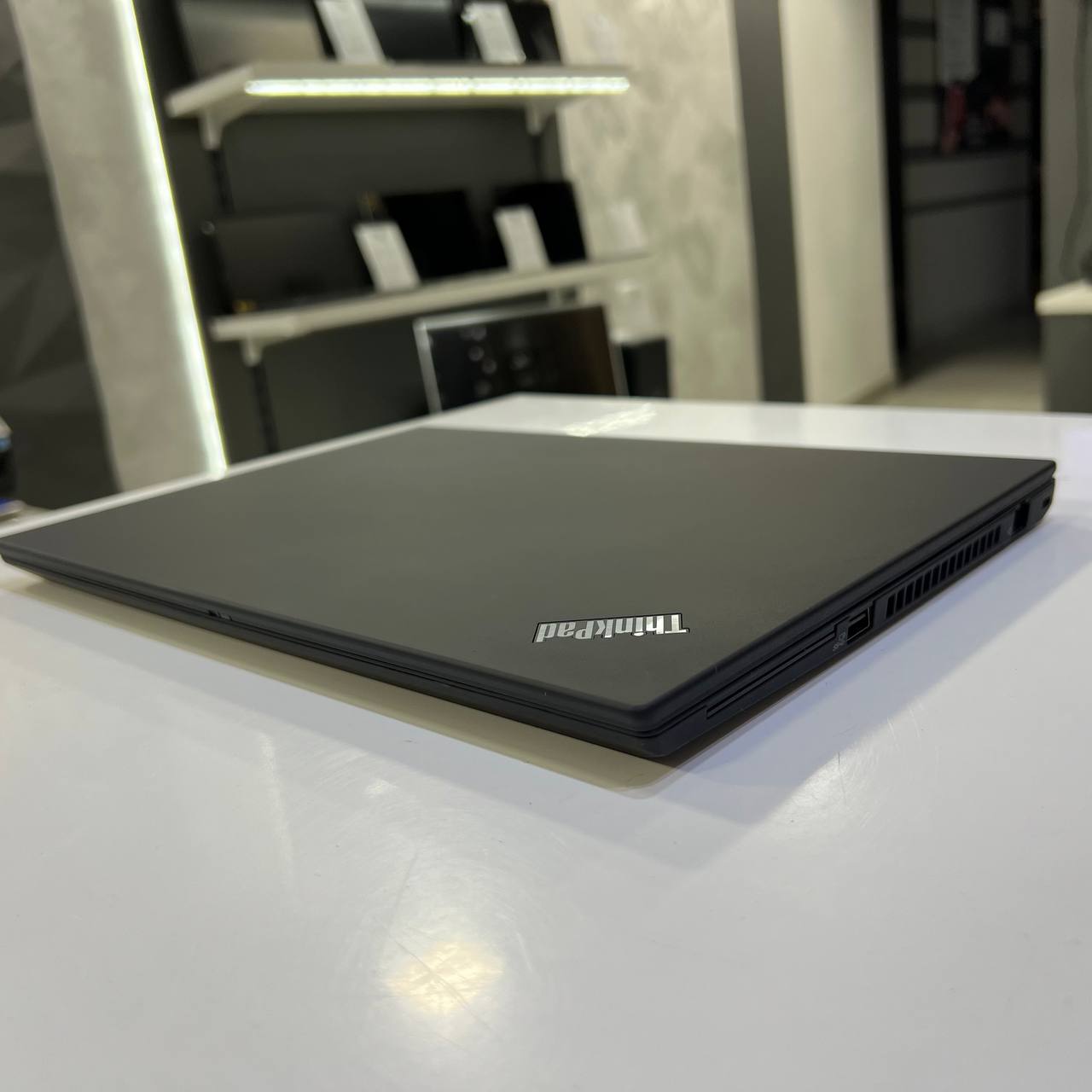 Lenovo ThinkPad T14 Gen 1 Intel Core i7-10510U/16Gb/256Gb SSD/Win11