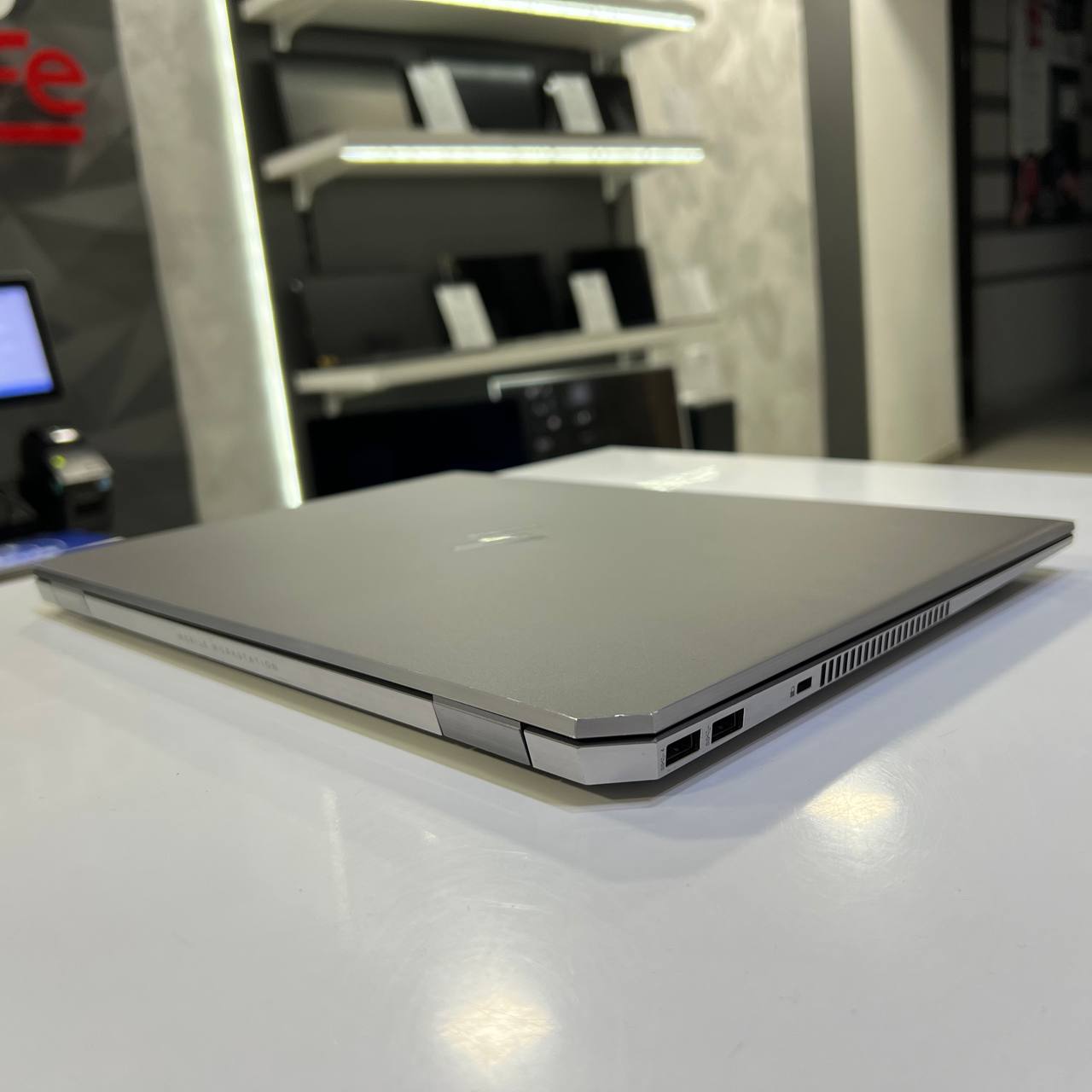 HP ZBook Studio G5 Intel Core i7-8750H/P1000 4Gb/32Gb/512Gb SSD/Win11