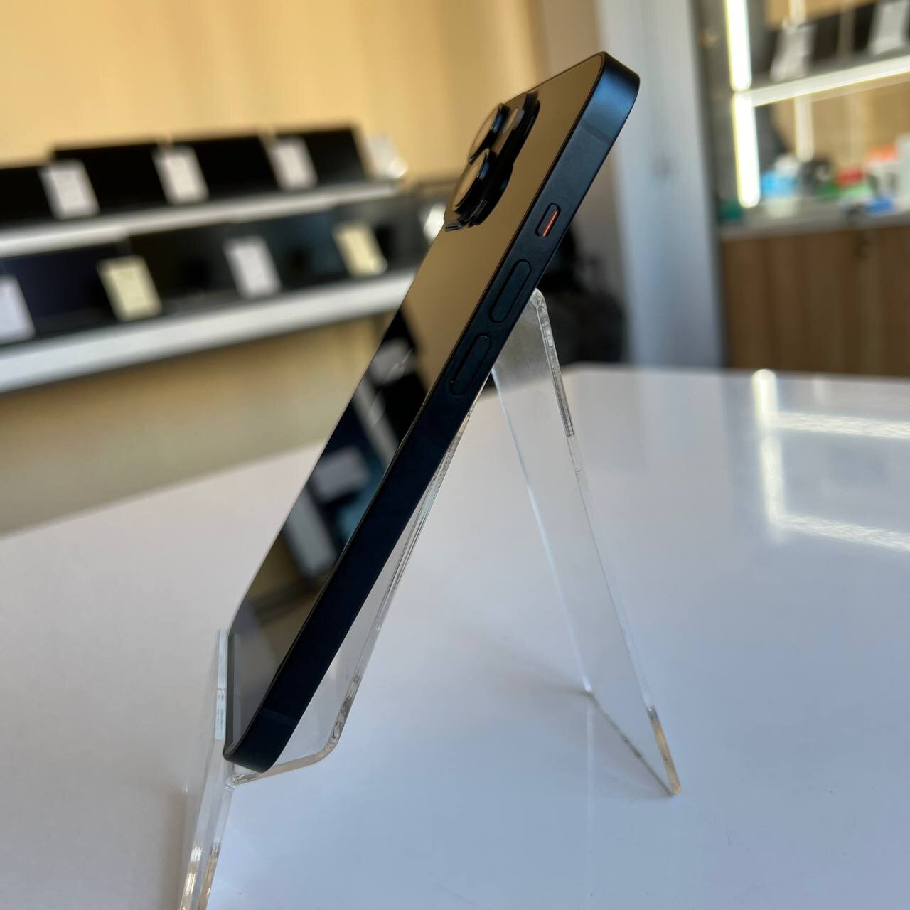 Apple iPhone 14 128 Gb Midnight (e-Sim) (вживаний)