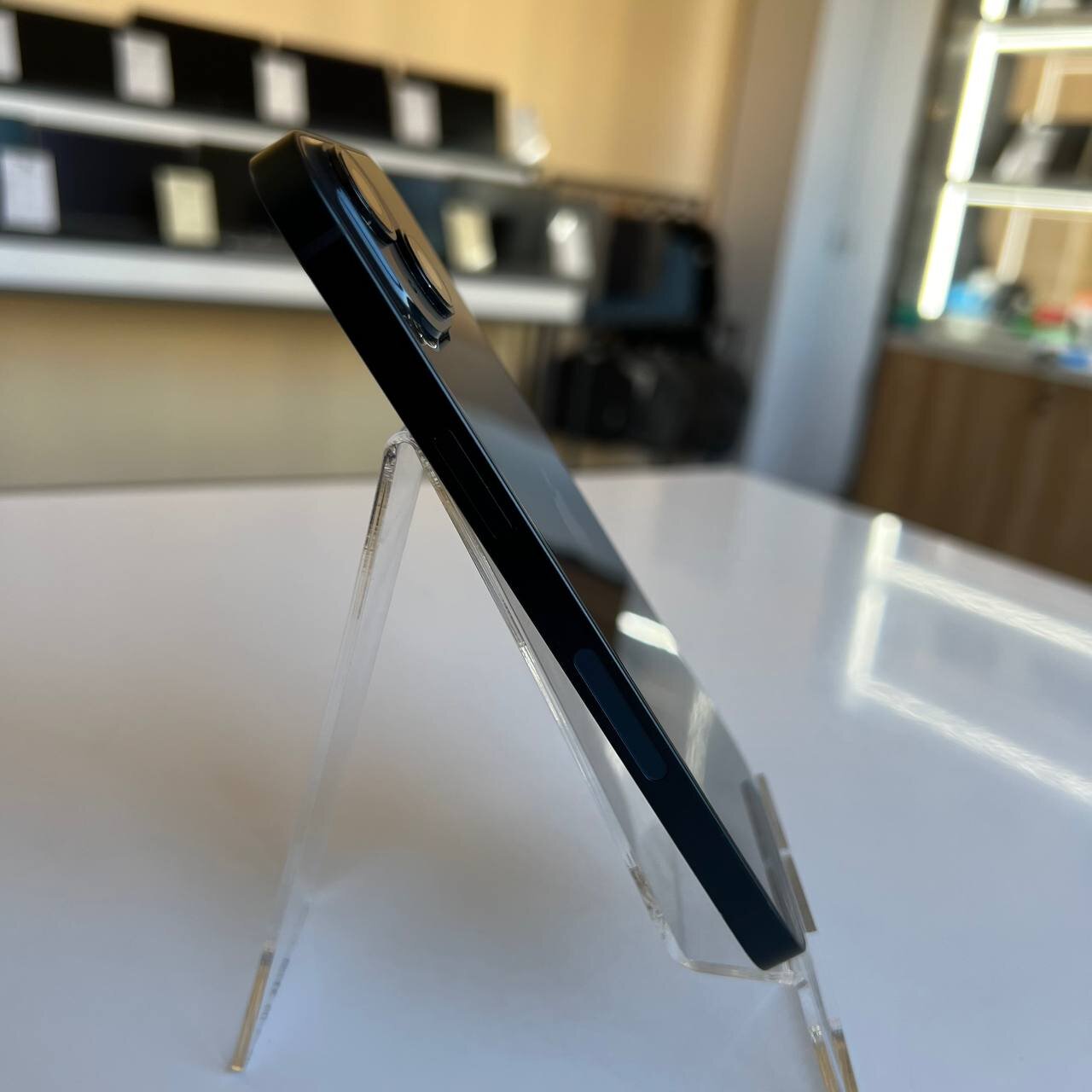 Apple iPhone 14 128 Gb Midnight (e-Sim) (вживаний)