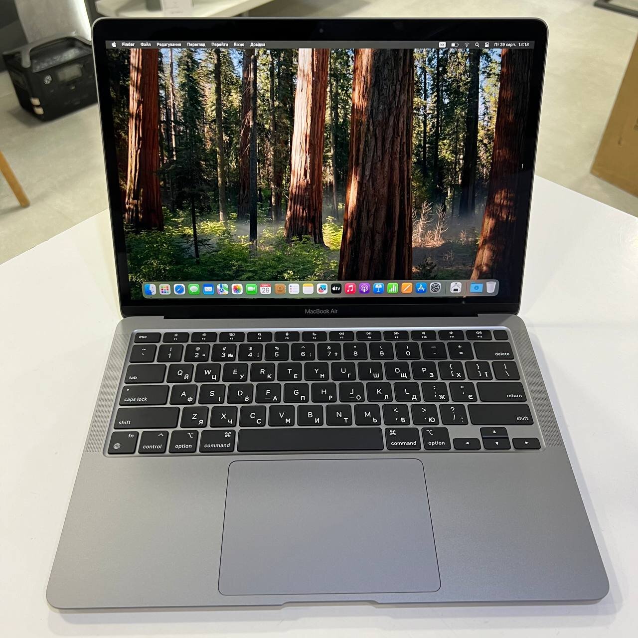 MacBook Air A2337 (2020) Apple M1/16Gb/512Gb SSD/Sequoia (вживаний)