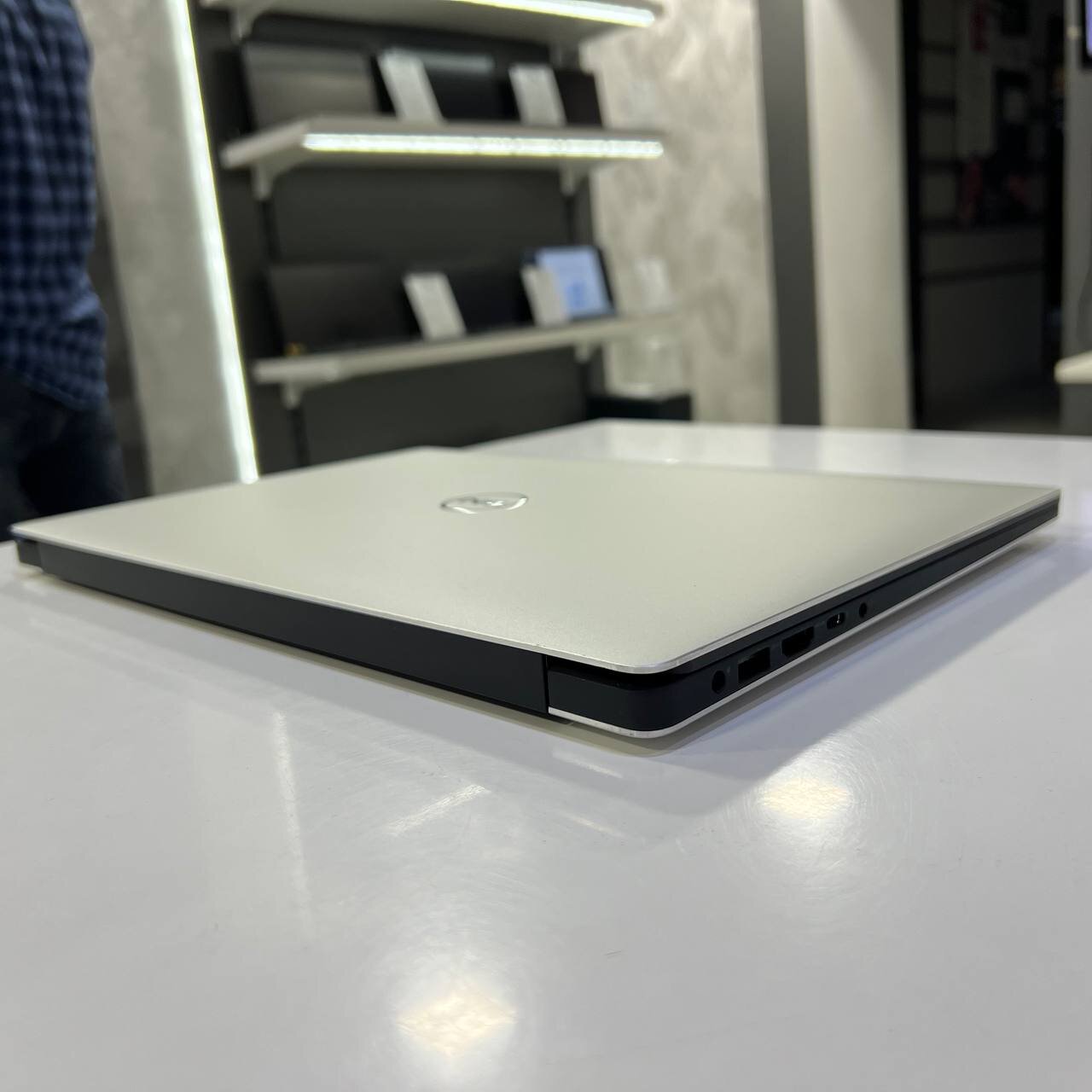 Dell XPS 7590 Intel Core i7-9750H/GTX1650 4GB/32Gb/1Tb SSD/Win11 (вживаний)