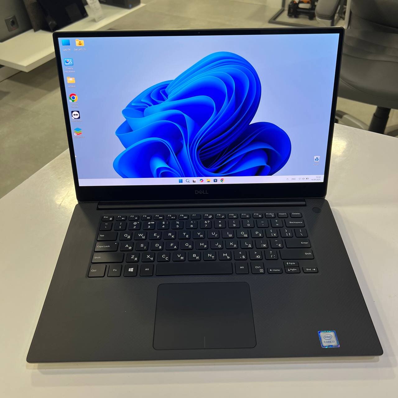 Dell XPS 7590 Intel Core i7-9750H/GTX1650 4GB/32Gb/1Tb SSD/Win11 (вживаний)