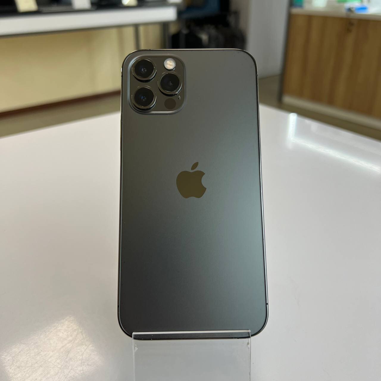 Apple iPhone 12 Pro 256 Gb Graphite (вживаний)