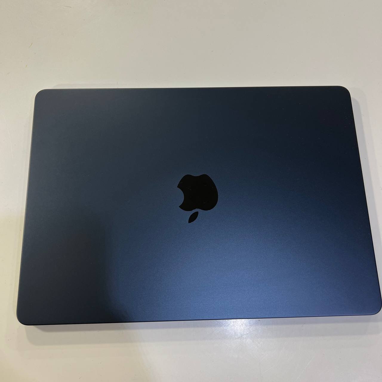 Apple MacBook Air A3240 (2025) Apple M4/16Gb/256Gb SSD/Tahoe (вживаний)