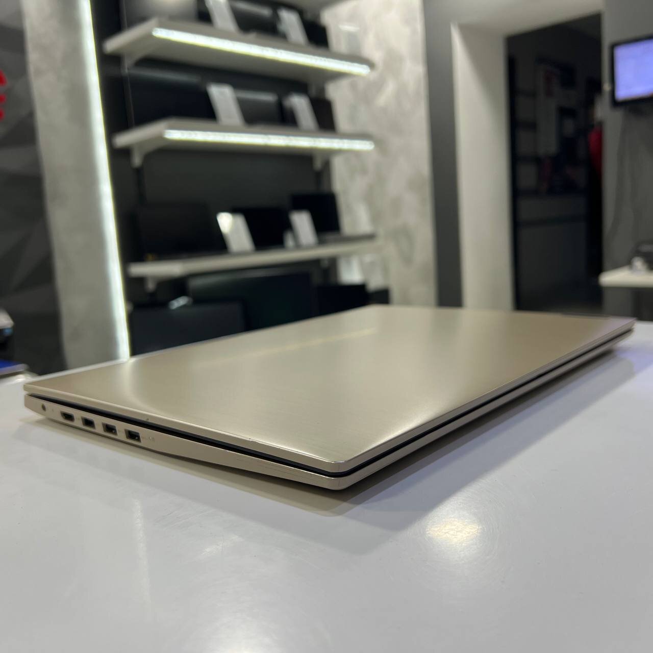 Lenovo IdeaPad 3 Intel Core i3-1005G1/8Gb/250Gb SSD/Win11 (вживаний)