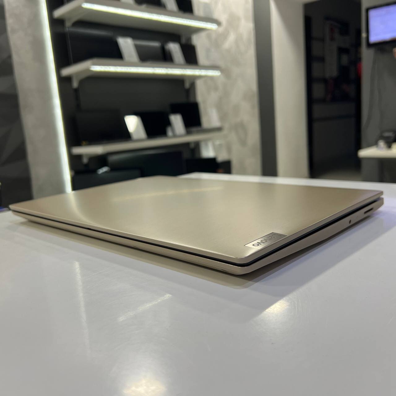 Lenovo IdeaPad 3 Intel Core i3-1005G1/8Gb/250Gb SSD/Win11 (вживаний)