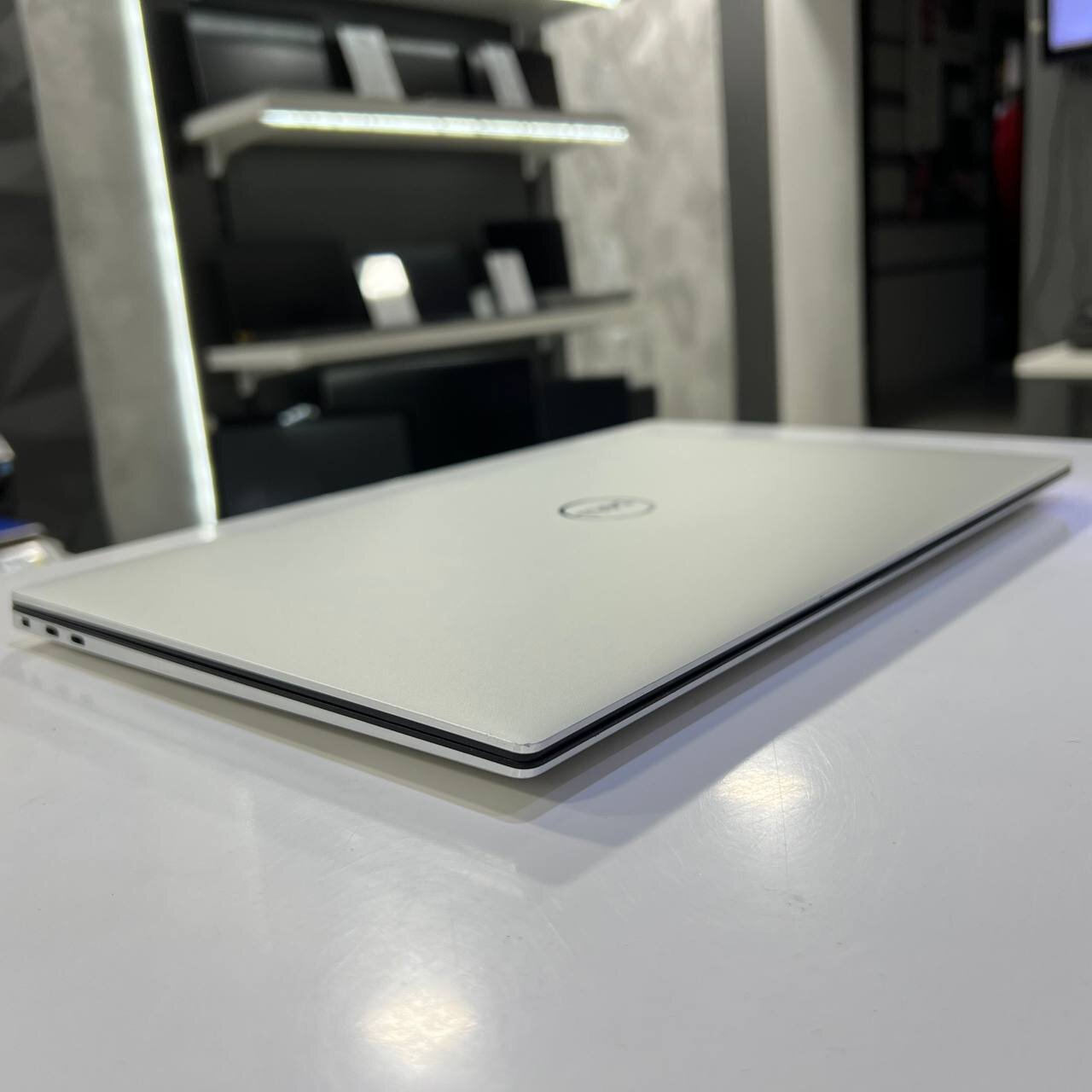 Dell XPS 15 9500 Intel Core i7-10750H/GTX1650TI 4Gb/16Gb/1Tb SSD/Win11 (вживаний)