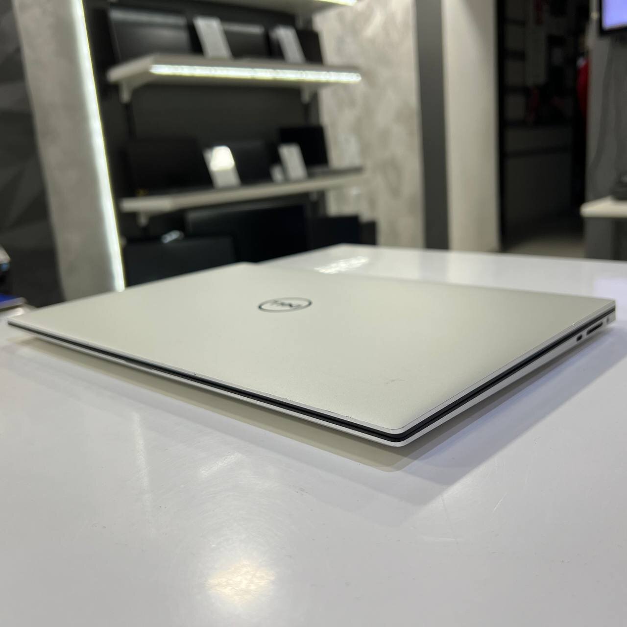 Dell XPS 15 9500 Intel Core i7-10750H/GTX1650TI 4Gb/16Gb/1Tb SSD/Win11 (вживаний)